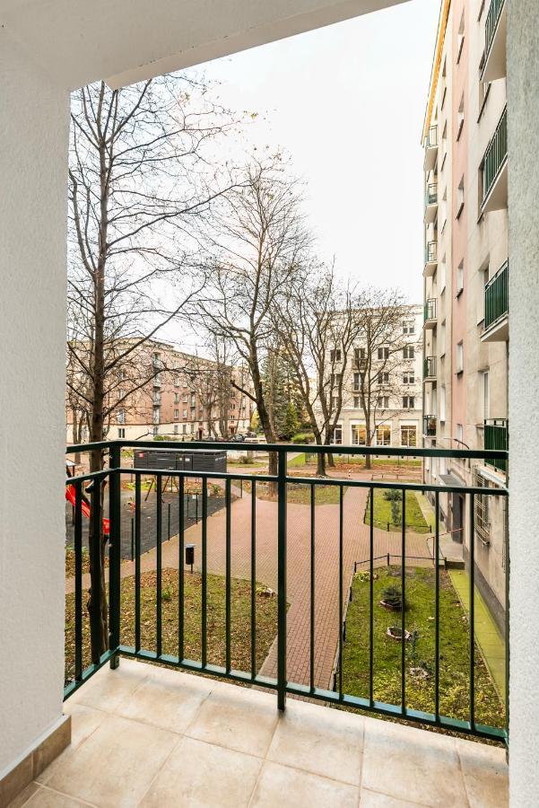 Ochota Sunny Apartment Βαρσοβία Εξωτερικό φωτογραφία