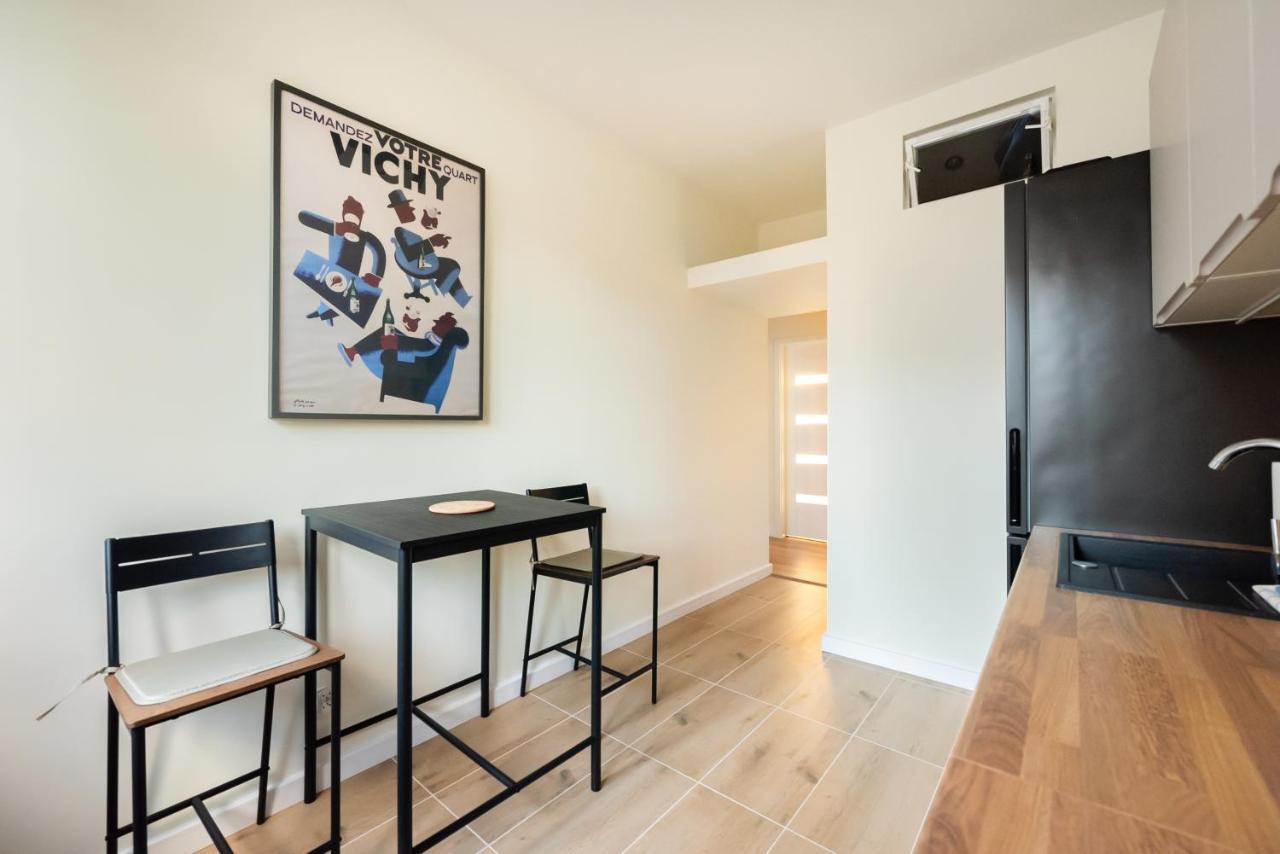 Ochota Sunny Apartment Βαρσοβία Εξωτερικό φωτογραφία