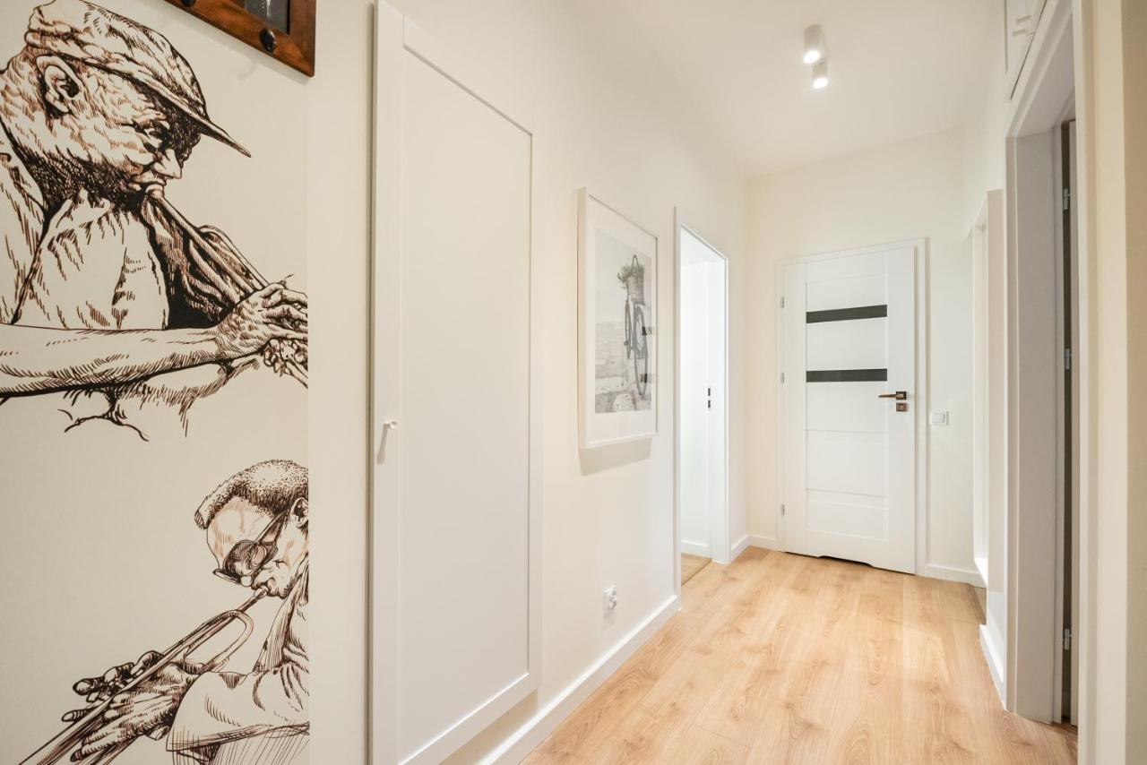 Ochota Sunny Apartment Βαρσοβία Εξωτερικό φωτογραφία